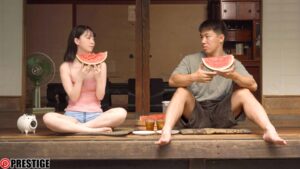 美ノ嶋めぐりと湿度120％SEX！汗と愛液でびしょ濡れ絶頂